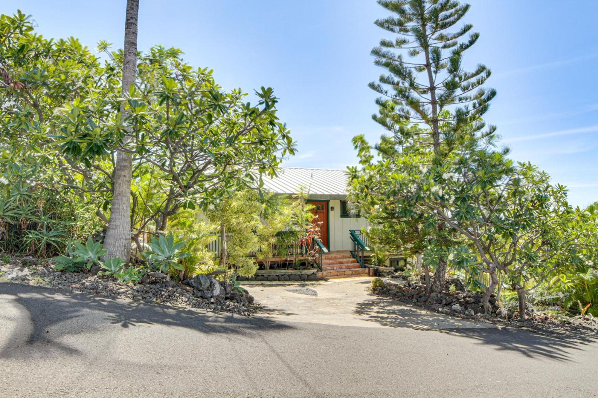 Ocean-View Bungalow Walk To Pebbles Beach! Hookena Екстер'єр фото